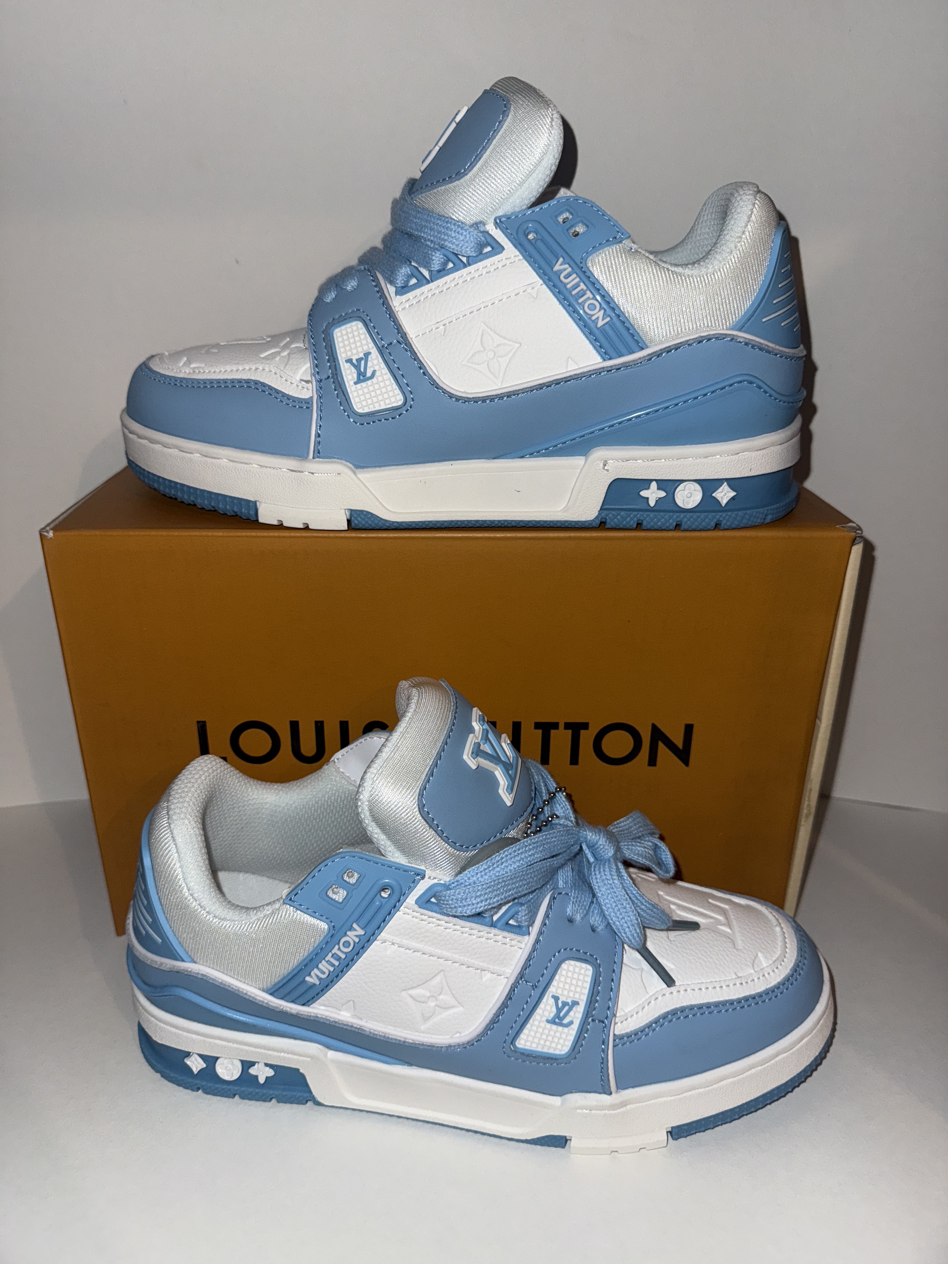 LOUIS VUITT0N TRAINER