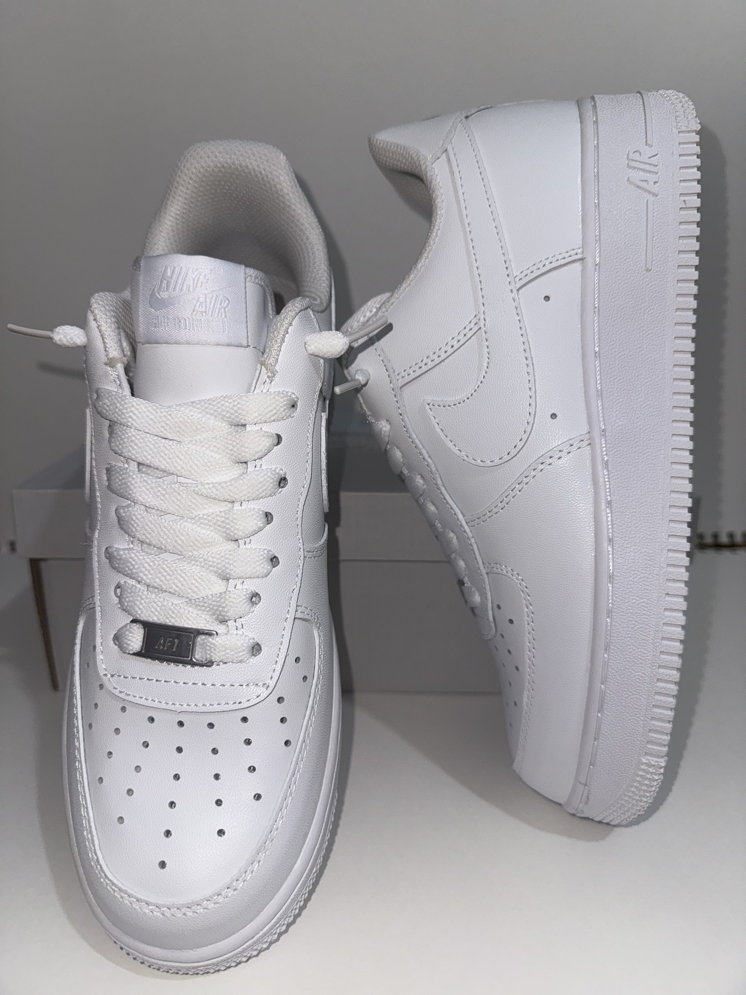 AF1